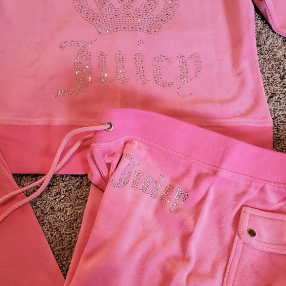Juicy Couture Bling logo Velour tracksuit - Picture 8 of 11